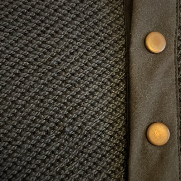 Blue Knitted Sweater Quarter button-down - Picture 6 of 6